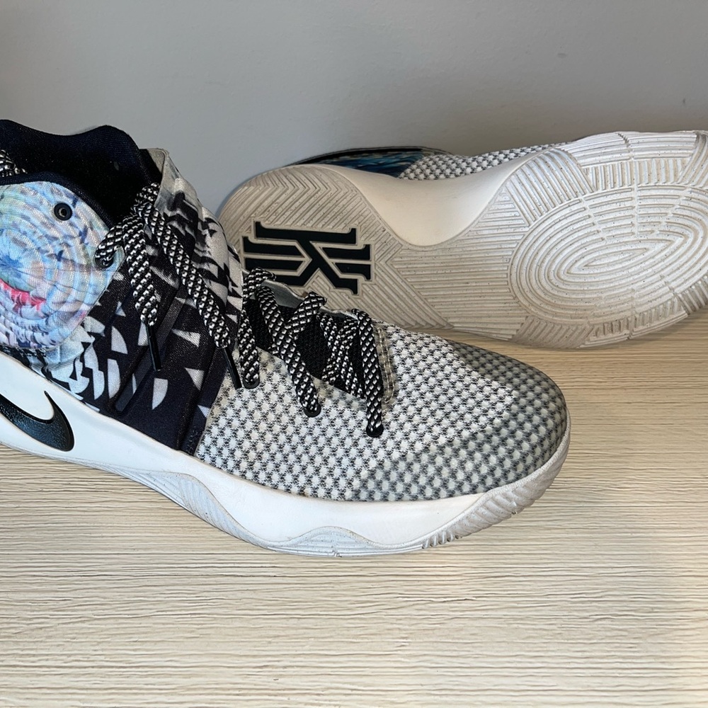 Nike Kyrie 2 Multi-Color Sneakers